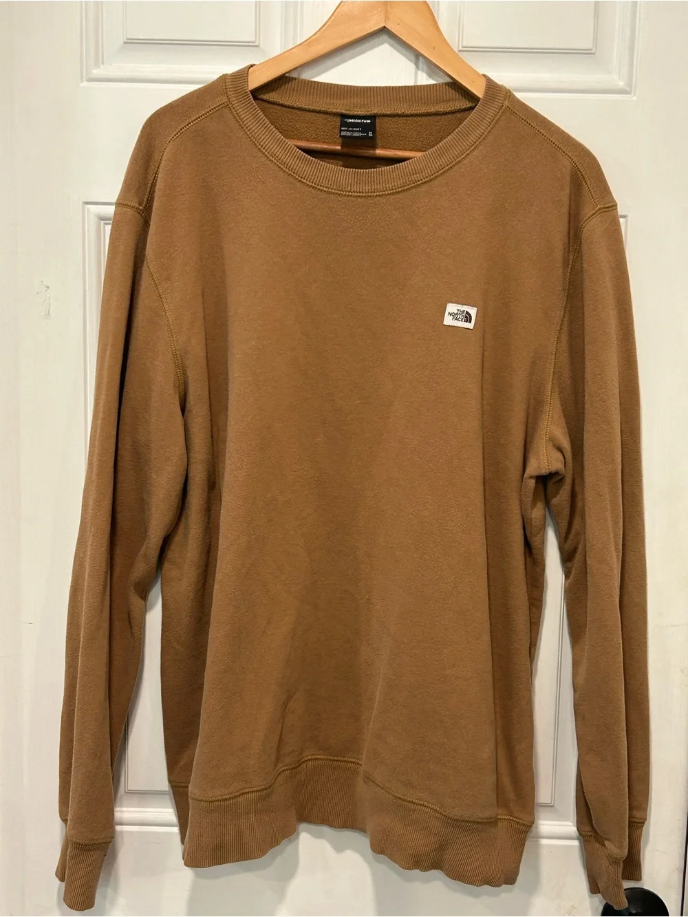 The North Face Men's Long Sleeve Heritage Patch Crew Brown Utility Sweatshirt XL